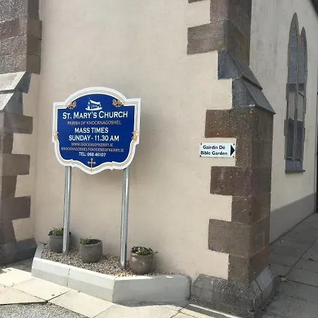The Corner House * Tralee
