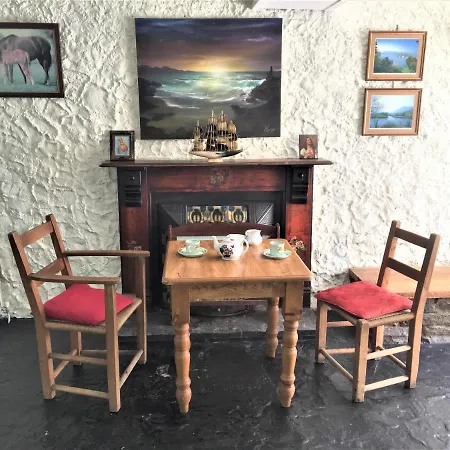 The Corner House * Tralee